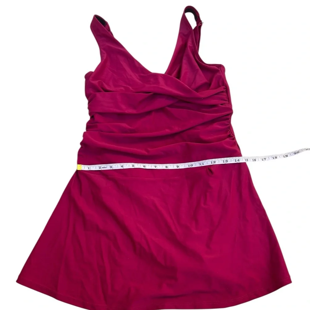 Hilor one piece swim dress dark‎ pink size 10 underwire